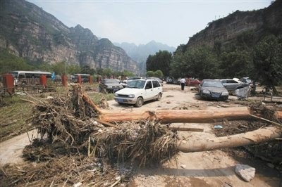 北京暴雨致房山区重大人员伤亡 区长称对不起(转载)