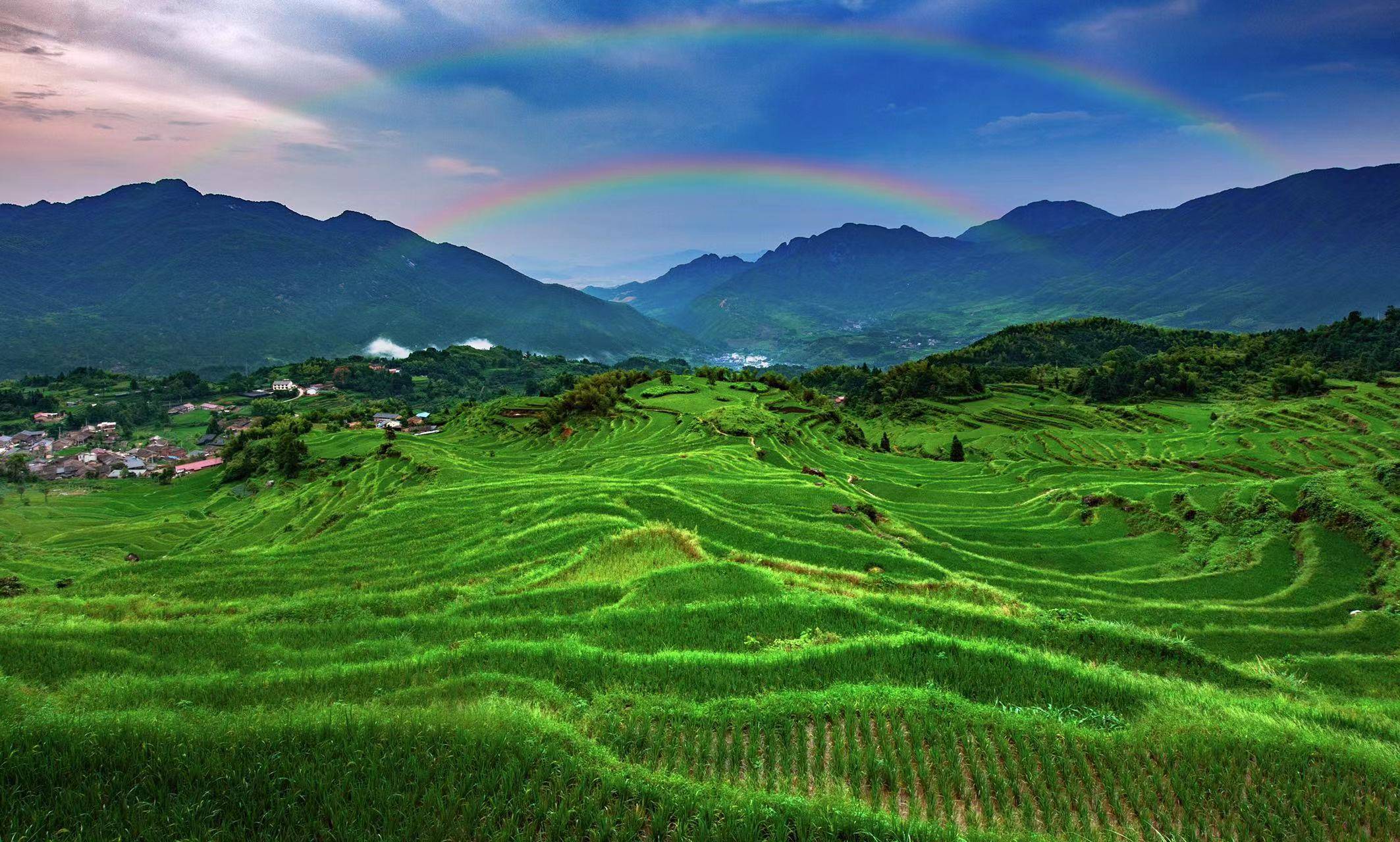 童话之城 浙江云和梯田开犁 Terraced Fields in Yunhe, Zhejiang