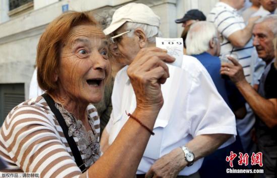 债务危机中的希腊旅游攻略：多备现金多刷信用卡