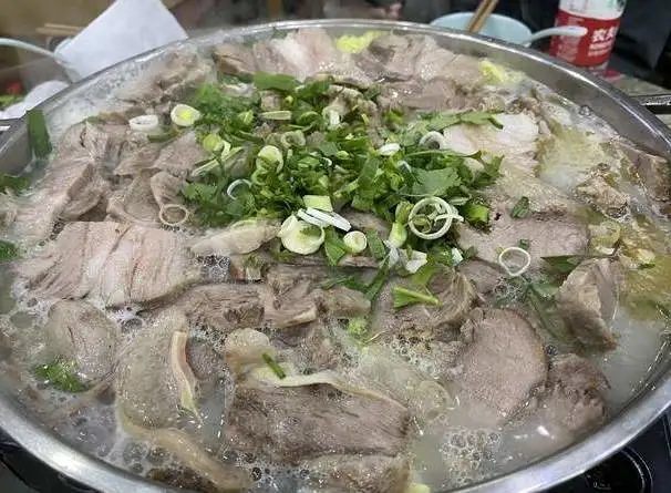 炖羊肉放什么调料_炖羊肉怎么炖好吃又烂无膻味_如何炖羊肉