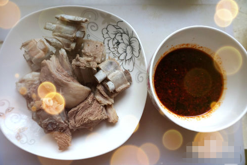 炖羊肉怎么炖好吃又烂无膻味_炖羊肉放什么调料_如何炖羊肉